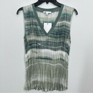 DR2 Nordstrom Women's Sleeveless V Neck Blouse Sage Green Cream Abstract Artsy‎